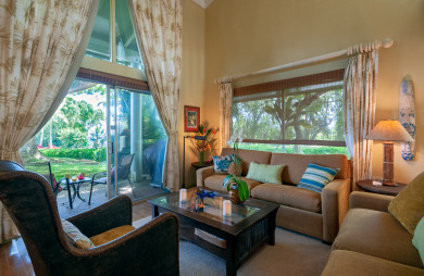 Lake House Super Homey & Comfortable Townhouse - Walk to ShopsDiningGreat Beaches, , on Kauai - Princeville in Hawaii - Lakehouse Vacation Rental - Lake Home for rent on LakeHouseVacations.com