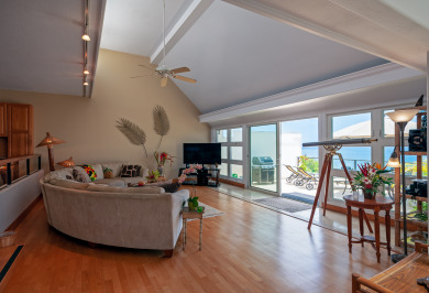 Lake House Whale watcher's delight! Spacious penthouse, views, , on Kauai - Princeville in Hawaii - Lakehouse Vacation Rental - Lake Home for rent on LakeHouseVacations.com