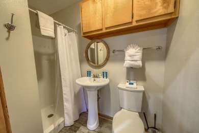 Lake House Acorn Hills Private Retreat! Pet Friendly! Shared Pool & Hot Tub!, , on Guadalupe River - Comal County in Texas - Lakehouse Vacation Rental - Lake Home for rent on LakeHouseVacations.com