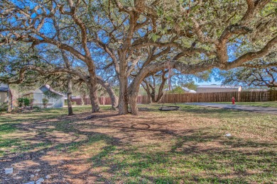 Lake House Acorn Hills Private Retreat! Pet Friendly! Shared Pool & Hot Tub!, , on Guadalupe River - Comal County in Texas - Lakehouse Vacation Rental - Lake Home for rent on LakeHouseVacations.com