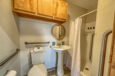 Lake House Acorn Hills Private Retreat! Pet Friendly! Shared Pool & Hot Tub!, , on Guadalupe River - Comal County in Texas - Lakehouse Vacation Rental - Lake Home for rent on LakeHouseVacations.com