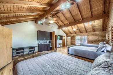 Lake House Acorn Hills Private Retreat! Pet Friendly! Shared Pool & Hot Tub!, , on Guadalupe River - Comal County in Texas - Lakehouse Vacation Rental - Lake Home for rent on LakeHouseVacations.com