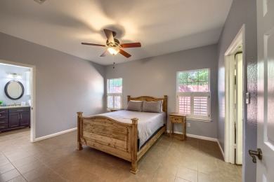 Lake House Acorn Hills Private Retreat! Pet Friendly! Shared Pool & Hot Tub!, , on Guadalupe River - Comal County in Texas - Lakehouse Vacation Rental - Lake Home for rent on LakeHouseVacations.com