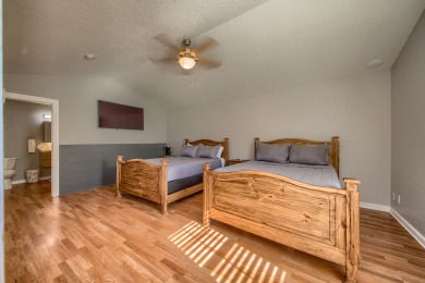 Lake House Acorn Hills Private Retreat! Pet Friendly! Shared Pool & Hot Tub!, , on Guadalupe River - Comal County in Texas - Lakehouse Vacation Rental - Lake Home for rent on LakeHouseVacations.com
