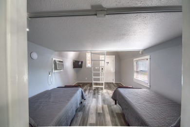 Lake House Acorn Hills Private Retreat! Pet Friendly! Shared Pool & Hot Tub!, , on Guadalupe River - Comal County in Texas - Lakehouse Vacation Rental - Lake Home for rent on LakeHouseVacations.com