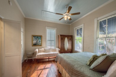 Lake House Acorn Hills Private Retreat! Pet Friendly! Shared Pool & Hot Tub!, , on Guadalupe River - Comal County in Texas - Lakehouse Vacation Rental - Lake Home for rent on LakeHouseVacations.com