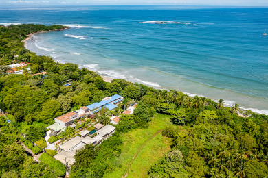 Lake House Family Paradise 5-BR Villa wprivate pool Steps from Beach and Tamarindo Town, , on  in Guanacaste - Lakehouse Vacation Rental - Lake Home for rent on LakeHouseVacations.com