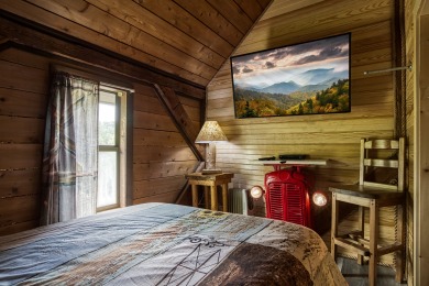 Lake House Barn at Buckhorn You'll Have a Barn-Storming Good Time Here!, , on West Prong Little Pigeon River - Gatlinburg in Tennessee - Lakehouse Vacation Rental - Lake Home for rent on LakeHouseVacations.com