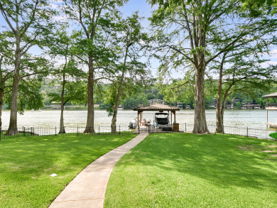 Lake House Above Casa TranquilityI Lake Austin I Pool&ampSpa l PickleBall I Family Fun, , on Colorado River - Lake Austin in Texas - Lakehouse Vacation Rental - Lake Home for rent on LakeHouseVacations.com