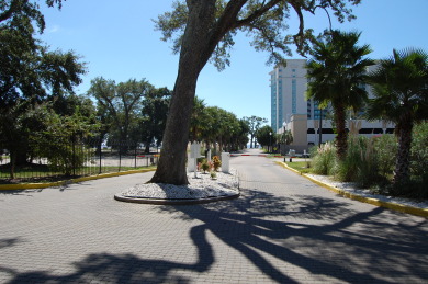 Lake House 805v Seashore Haven Just a short walk to the Beach , , on Gulf of Mexico - Gulfport  in Mississippi - Lakehouse Vacation Rental - Lake Home for rent on LakeHouseVacations.com