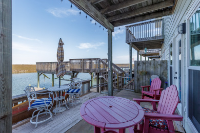Lake House Waterfront Pet-Friendly Townhome w Dock, Cleaning Station & Boat Slip, , on Gulf of Mexico - Corpus Christi in Texas - Lakehouse Vacation Rental - Lake Home for rent on LakeHouseVacations.com