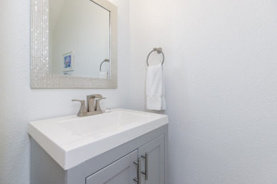 Lake House Waterfront Pet-Friendly Townhome w Dock, Cleaning Station & Boat Slip, , on Gulf of Mexico - Corpus Christi in Texas - Lakehouse Vacation Rental - Lake Home for rent on LakeHouseVacations.com