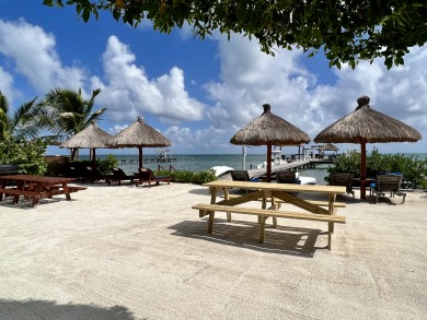 Lake House Oceanfront, dockpoolAC-Lauras Lookout-3 bed2 bath, , on  in Belize District - Lakehouse Vacation Rental - Lake Home for rent on LakeHouseVacations.com