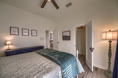Lake House 1 block from the infamous Faust Bridge. Pet friendly!, , on Guadalupe River - New Braunfels in Texas - Lakehouse Vacation Rental - Lake Home for rent on LakeHouseVacations.com