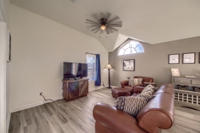 Lake House 1 block from the infamous Faust Bridge. Pet friendly!, , on Guadalupe River - New Braunfels in Texas - Lakehouse Vacation Rental - Lake Home for rent on LakeHouseVacations.com