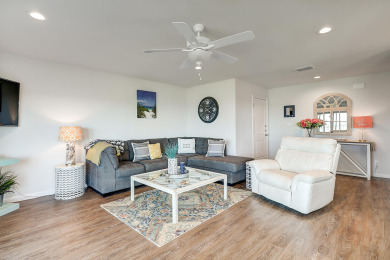 Lake House Unobstructed water views! Lighted half mile long pier access! Pool!, , on Gulf of Mexico - Aransas Bay in Texas - Lakehouse Vacation Rental - Lake Home for rent on LakeHouseVacations.com