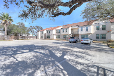 Lake House Unobstructed water views! Lighted half mile long pier access! Pool!, , on Gulf of Mexico - Aransas Bay in Texas - Lakehouse Vacation Rental - Lake Home for rent on LakeHouseVacations.com