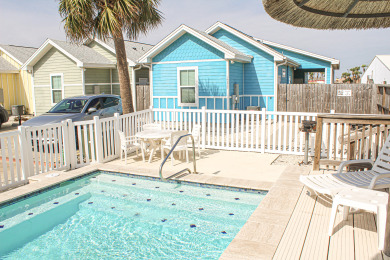 Lake House Pet-Friendly Condo w Pool, Private Patio, Washer & Dryer + Work Space!, , on Gulf of Mexico - Corpus Christi in Texas - Lakehouse Vacation Rental - Lake Home for rent on LakeHouseVacations.com