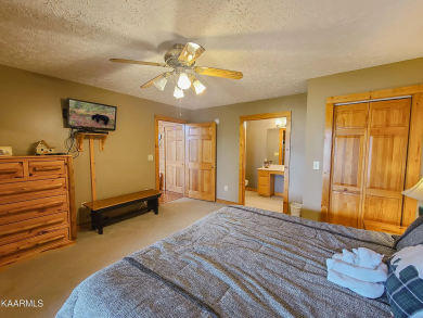  Ad# 22536 lake house for rent on LakeHouseVacations.com, lakehouse, lake home rental, lakehome for rent, vacation, holiday, lodging, lake