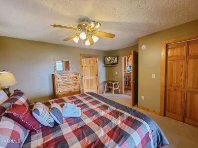  Ad# 22536 lake house for rent on LakeHouseVacations.com, lakehouse, lake home rental, lakehome for rent, vacation, holiday, lodging, lake