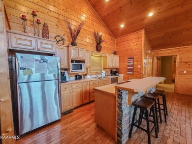  Ad# 22536 lake house for rent on LakeHouseVacations.com, lakehouse, lake home rental, lakehome for rent, vacation, holiday, lodging, lake