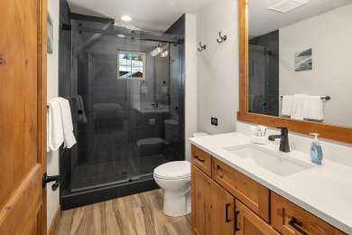 Lake House Luxurious Mountain Estate! Hot Tub WiFi Game Room and more!, , on Lake Cle Elum in Washington - Lakehouse Vacation Rental - Lake Home for rent on LakeHouseVacations.com