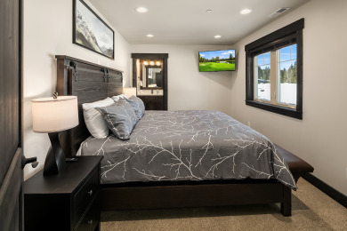 Lake House Luxurious Modern Mountain Estate! Hot Tub Gas Fire Pit Game Room & more!, , on Lake Cle Elum in Washington - Lakehouse Vacation Rental - Lake Home for rent on LakeHouseVacations.com