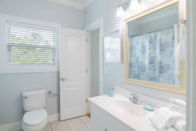 Lake House Cute Bungalow! Awesome Amenities! The Best Pool! 3 Minutes To White Beach!, , on Gulf of Mexico - Pensacola in Florida - Lakehouse Vacation Rental - Lake Home for rent on LakeHouseVacations.com