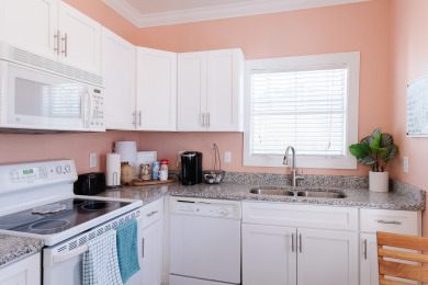 Lake House Island Escape Resort Condo with Oasis Pool and Vibrant Tiki Bar Atmosphere, , on Gulf of Mexico - Pensacola in Florida - Lakehouse Vacation Rental - Lake Home for rent on LakeHouseVacations.com