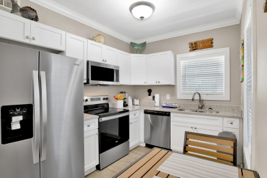 Lake House Island Escape Resort Condo with Oasis Pool and Vibrant Tiki Bar Atmosphere, , on Gulf of Mexico - Pensacola in Florida - Lakehouse Vacation Rental - Lake Home for rent on LakeHouseVacations.com
