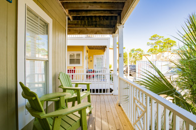 Lake House Beautiful Condo & Spectacular Pool, Perfect for Beach Lovers Island Paradise, , on Gulf of Mexico - Pensacola in Florida - Lakehouse Vacation Rental - Lake Home for rent on LakeHouseVacations.com