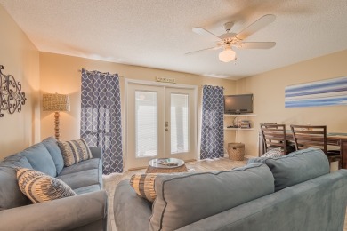 Lake House White Beaches! Grand Caribbean West Wants To Be Your Favorite Vacay Home. , , on Gulf of Mexico - Pensacola in Florida - Lakehouse Vacation Rental - Lake Home for rent on LakeHouseVacations.com