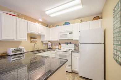 Lake House White Beaches! Grand Caribbean West Wants To Be Your Favorite Vacay Home. , , on Gulf of Mexico - Pensacola in Florida - Lakehouse Vacation Rental - Lake Home for rent on LakeHouseVacations.com