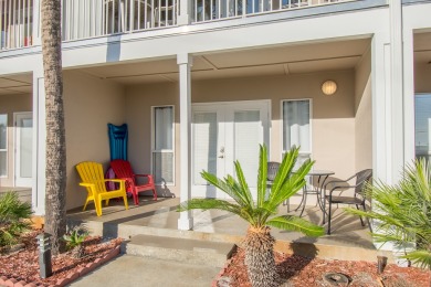 Lake House White Beaches! Grand Caribbean West Wants To Be Your Favorite Vacay Home. , , on Gulf of Mexico - Pensacola in Florida - Lakehouse Vacation Rental - Lake Home for rent on LakeHouseVacations.com