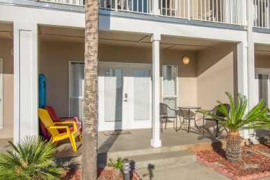 Lake House White Beaches! Grand Caribbean West Wants To Be Your Favorite Vacay Home. , , on Gulf of Mexico - Pensacola in Florida - Lakehouse Vacation Rental - Lake Home for rent on LakeHouseVacations.com