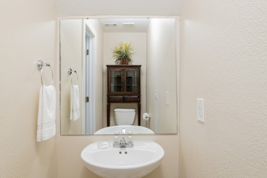 Lake House Resort Condo Offering Oasis Pool and Poolside Tiki Bar Experience, , on Gulf of Mexico - Pensacola in Florida - Lakehouse Vacation Rental - Lake Home for rent on LakeHouseVacations.com