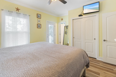 Lake House Ultimate Relaxation Resort Condo Oasis with Poolside Tiki Bar, , on Gulf of Mexico - Pensacola in Florida - Lakehouse Vacation Rental - Lake Home for rent on LakeHouseVacations.com