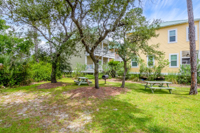 Lake House Ultimate Relaxation Resort Condo Oasis with Poolside Tiki Bar, , on Gulf of Mexico - Pensacola in Florida - Lakehouse Vacation Rental - Lake Home for rent on LakeHouseVacations.com