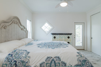 Lake House Coastal Elegance Condo with Serene Oasis Pool Close to White Sand Beaches, , on Gulf of Mexico - Pensacola in Florida - Lakehouse Vacation Rental - Lake Home for rent on LakeHouseVacations.com