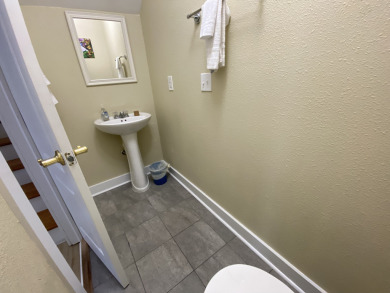 Lake House Tropical Getaway Condo Paradise with Spectacular Pool, Close to the Beach, , on Gulf of Mexico - Pensacola in Florida - Lakehouse Vacation Rental - Lake Home for rent on LakeHouseVacations.com