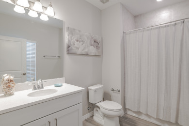 Lake House Luxe Living Awaits Beautiful Townhome Epitomizes The Lost Key Lifestyle!, , on Gulf of Mexico - Pensacola in Florida - Lakehouse Vacation Rental - Lake Home for rent on LakeHouseVacations.com