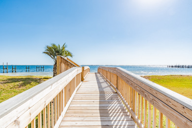 Lake House New Waterfront Listing In Beautiful Harbour Pointe! Gulf View, Too! , , on Gulf of Mexico - Pensacola in Florida - Lakehouse Vacation Rental - Lake Home for rent on LakeHouseVacations.com
