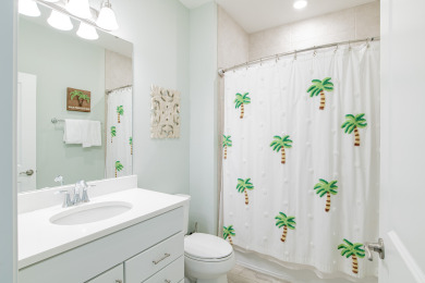 Lake House The Shore To Please offers a VIP beach vacation experience! , , on Gulf of Mexico - Pensacola in Florida - Lakehouse Vacation Rental - Lake Home for rent on LakeHouseVacations.com