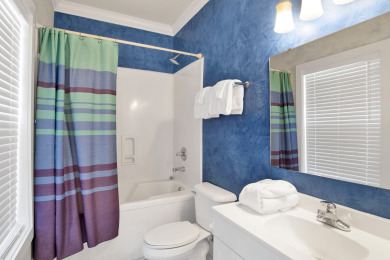 Lake House Seaside Splendor Beautiful Condo & Spectacular Pool, Moments from the Beach, , on Gulf of Mexico - Pensacola in Florida - Lakehouse Vacation Rental - Lake Home for rent on LakeHouseVacations.com