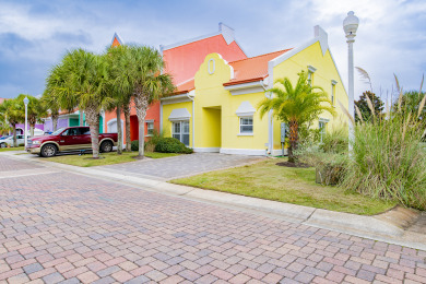 Lake House Your Perfect Getaway Banana Bay Resort's Home in the Heart of It All!, , on Gulf of Mexico - Pensacola in Florida - Lakehouse Vacation Rental - Lake Home for rent on LakeHouseVacations.com