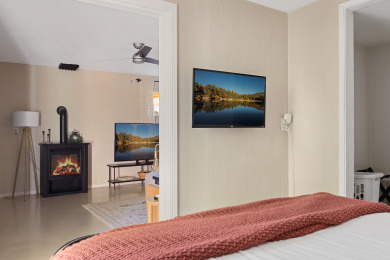Lake House ADORABLE 1 Bedroom, 1 Bathroom, CLOSE TO EVERYTHING! NEWLY REMODELED!, , on Big Bear Lake in California - Lakehouse Vacation Rental - Lake Home for rent on LakeHouseVacations.com
