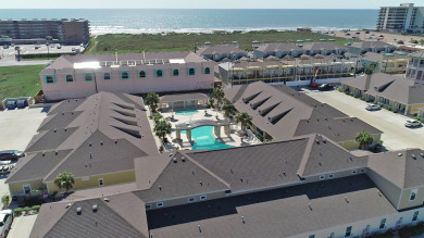 Lake House Cozy Dog-Friendly Vacation home w2 Heated Pools, Just Steps from the Beach, , on Gulf of Mexico - Corpus Christi in Texas - Lakehouse Vacation Rental - Lake Home for rent on LakeHouseVacations.com