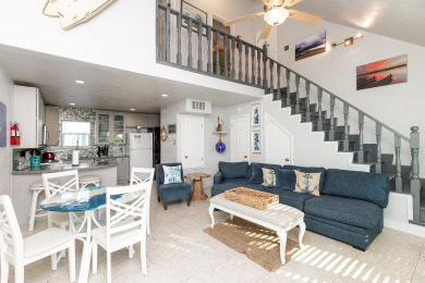Lake House Pet-Friendly Waterfront Condo with Pool, Fishing Dock, , on Gulf of Mexico - Corpus Christi in Texas - Lakehouse Vacation Rental - Lake Home for rent on LakeHouseVacations.com