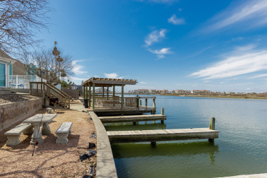 Lake House Pet-Friendly Waterfront Condo with Pool, Fishing Dock, , on Gulf of Mexico - Corpus Christi in Texas - Lakehouse Vacation Rental - Lake Home for rent on LakeHouseVacations.com