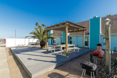 Lake House Pet-Friendly Waterfront Condo with Pool, Fishing Dock, , on Gulf of Mexico - Corpus Christi in Texas - Lakehouse Vacation Rental - Lake Home for rent on LakeHouseVacations.com